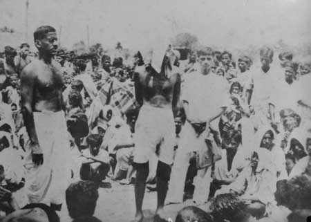 Gandhiji addressing a meeting in the compound of Bhadrak Ashram, Balasore District where Session 144 was enforced.jpg